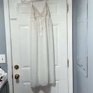 Linea Donatello touch by love 2 ivory color sheer lace top size M